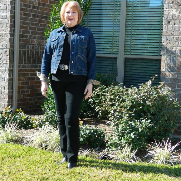 Meet your Posher, Pam - Picture 1 of 1